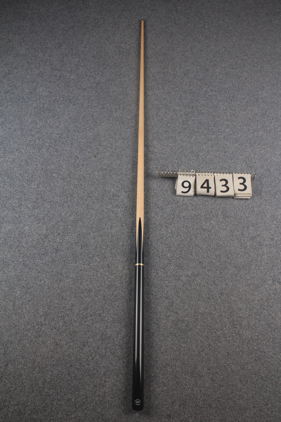 3/4 maple english pool cue #9433