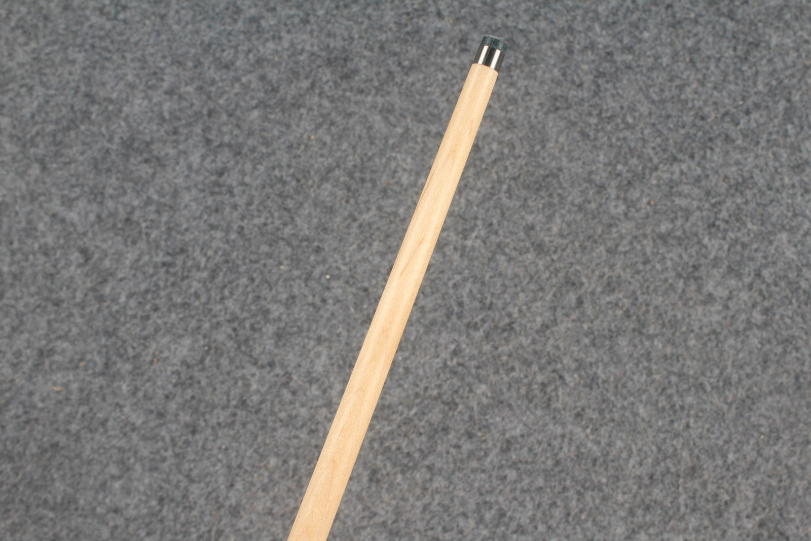 3/4 maple english pool cue #9436