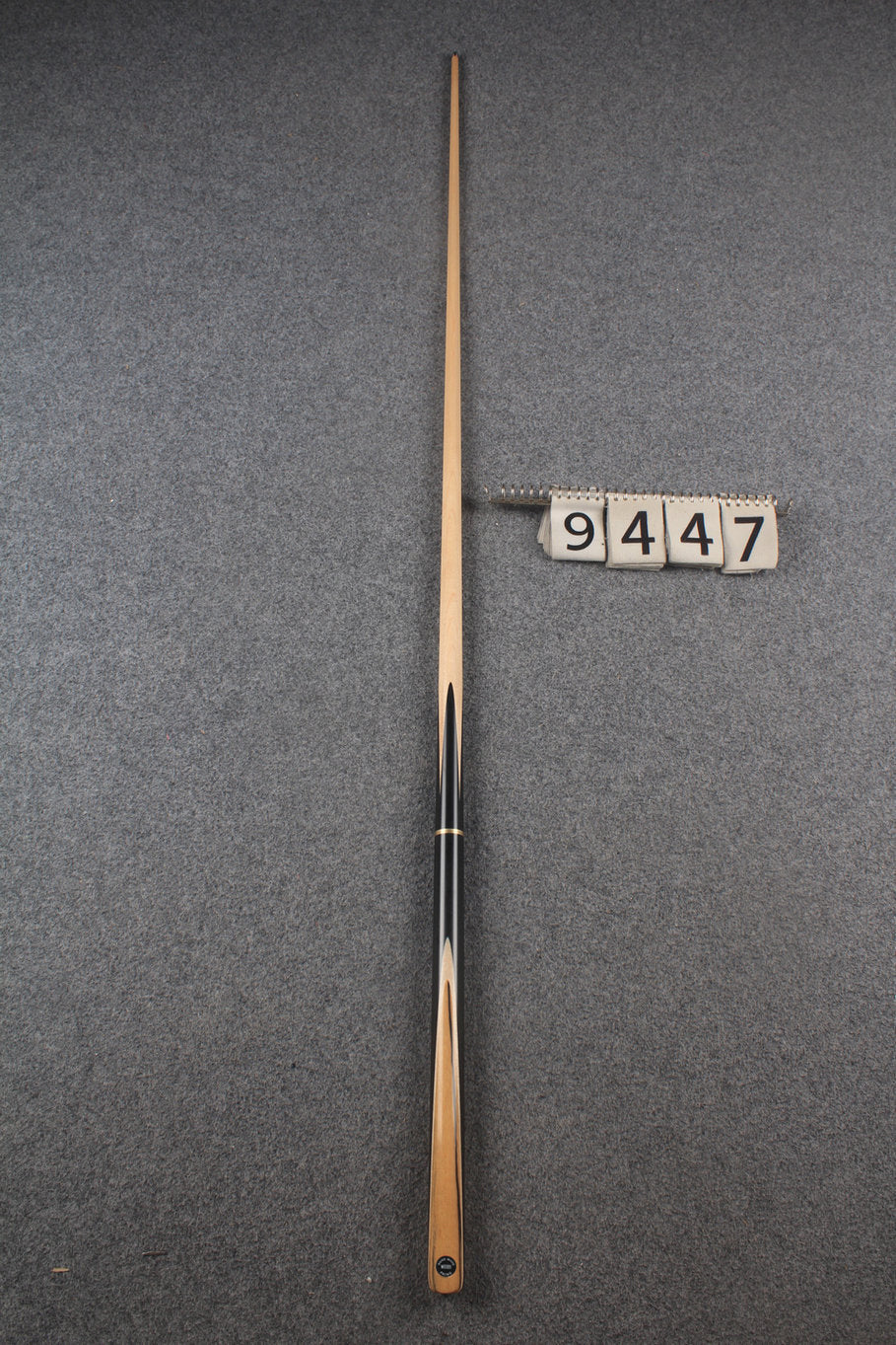 3/4 maple english pool cue #9447