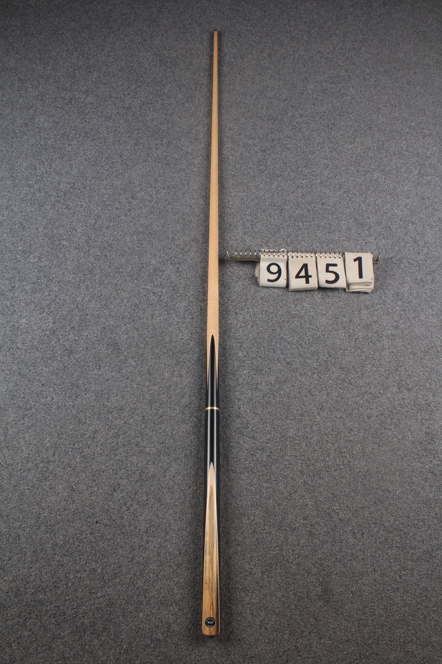 3/4 maple english pool cue #9451