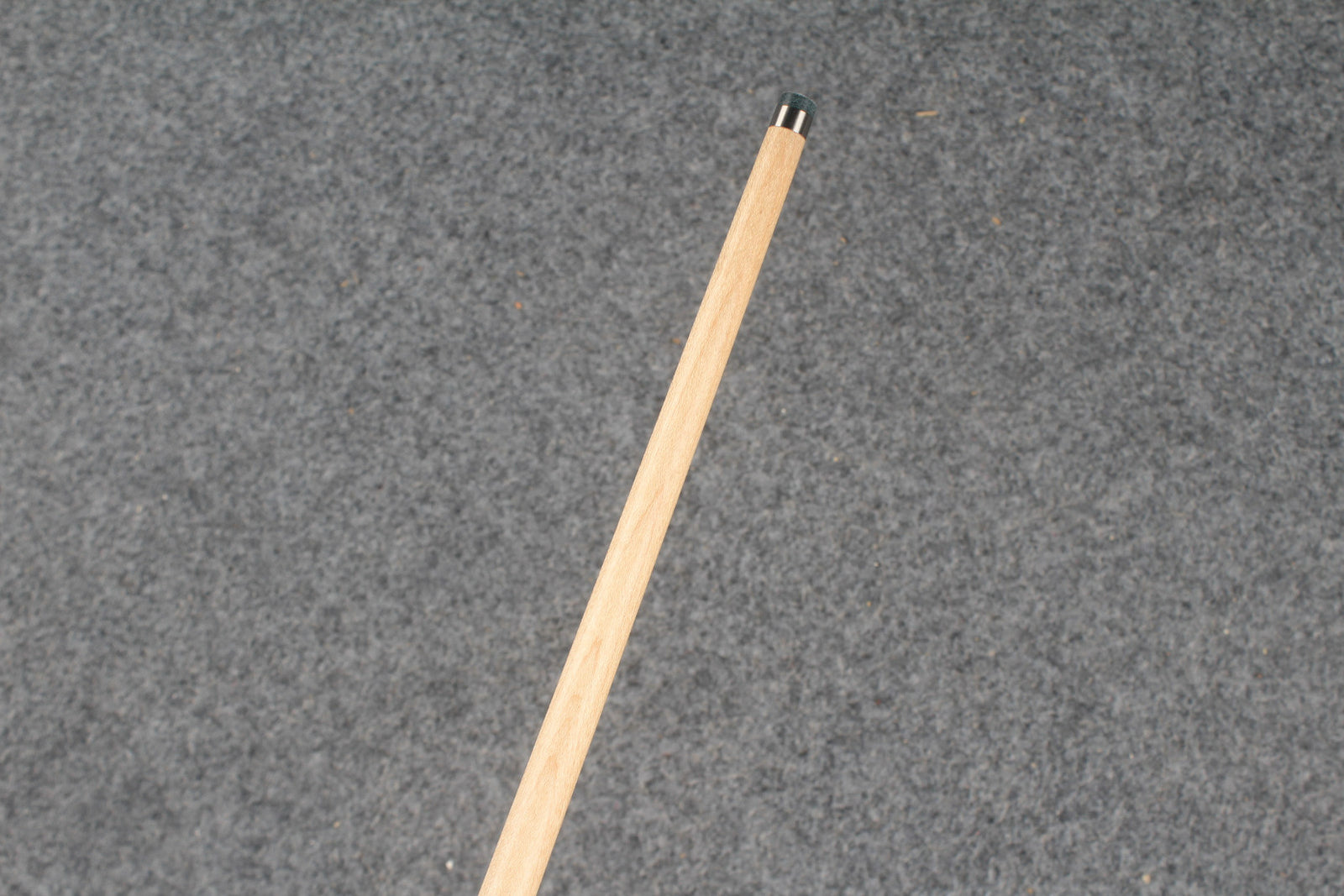 3/4 maple english pool cue #9451