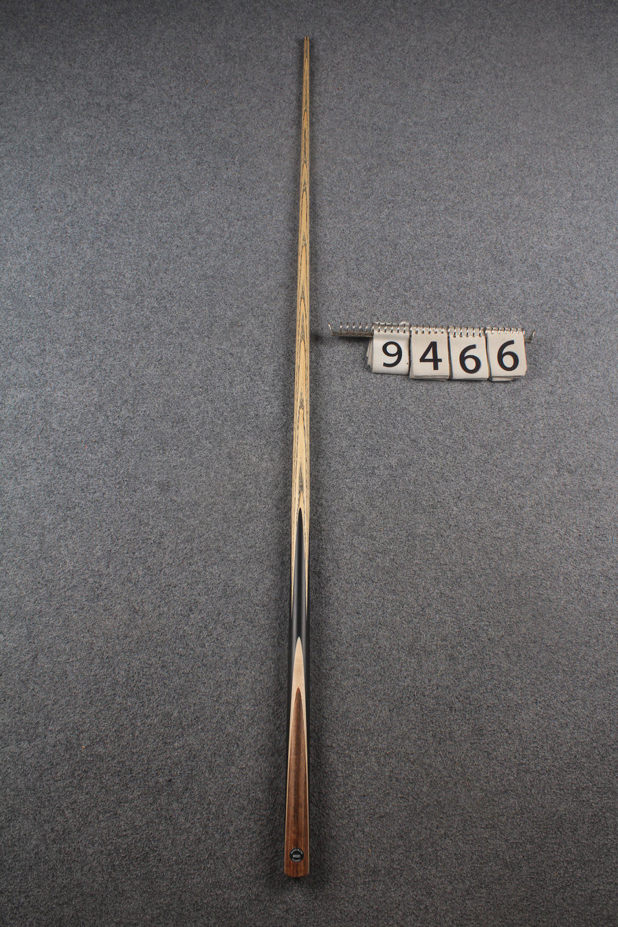1 piece ash snooker cue # 9466 WOODS CUES