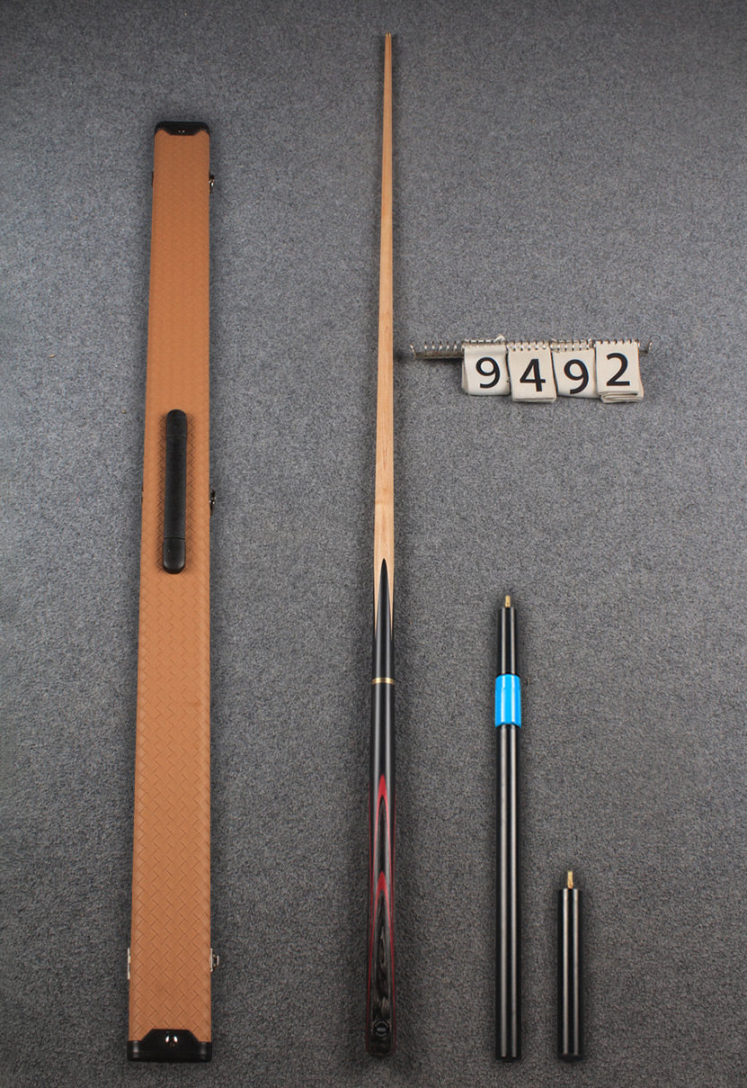 3/4 maple snooker cue # 9492 WOODS CUES