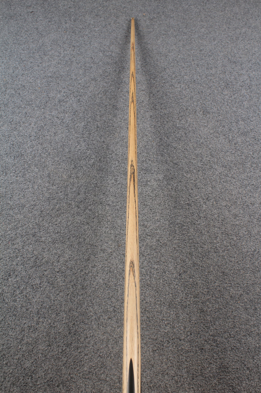 1 piece ash 53.5'' snooker cue # 9561 WOODS CUES