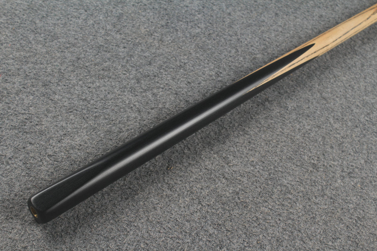 1 piece ash 53.5'' snooker cue # 9561 WOODS CUES