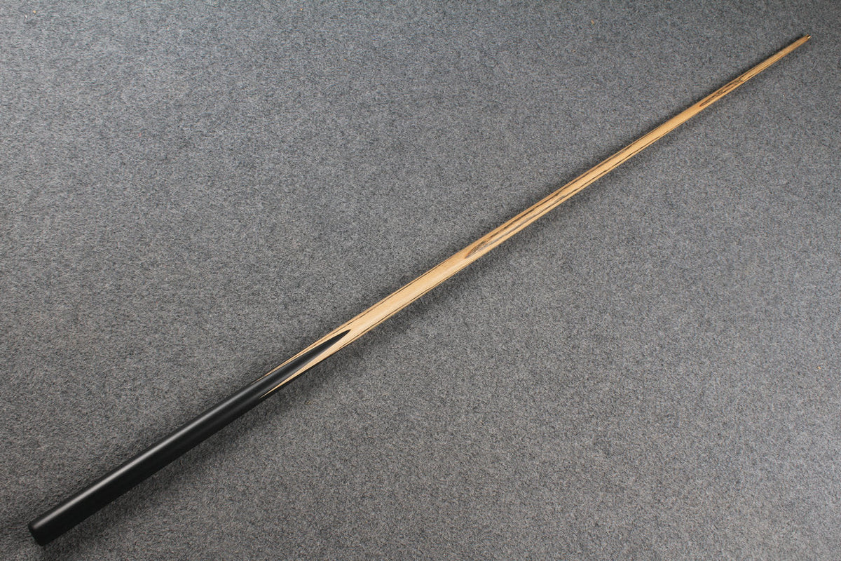 1 piece ash 53.5'' snooker cue # 9561 WOODS CUES