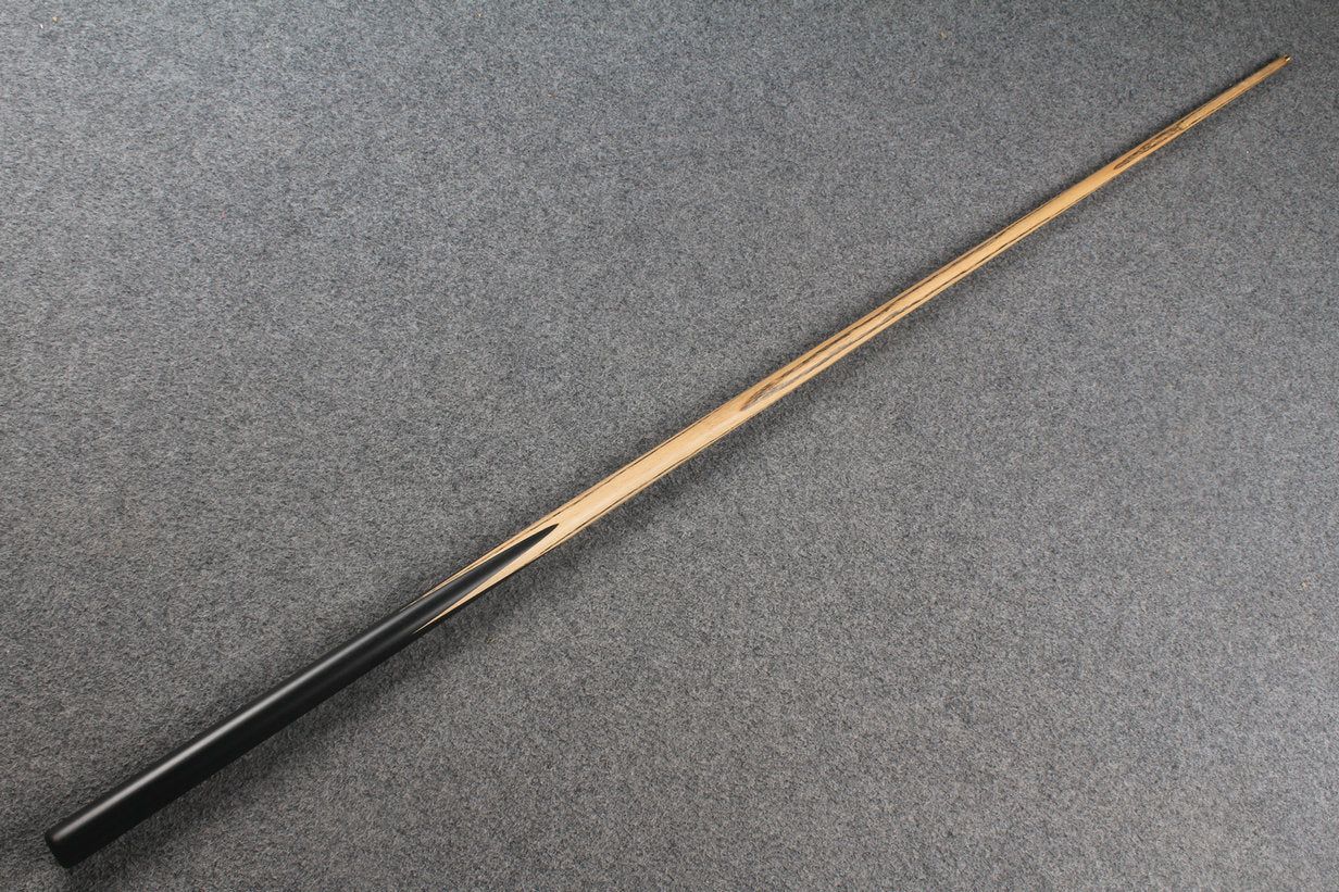 1 piece ash 53.5'' snooker cue # 9561 WOODS CUES