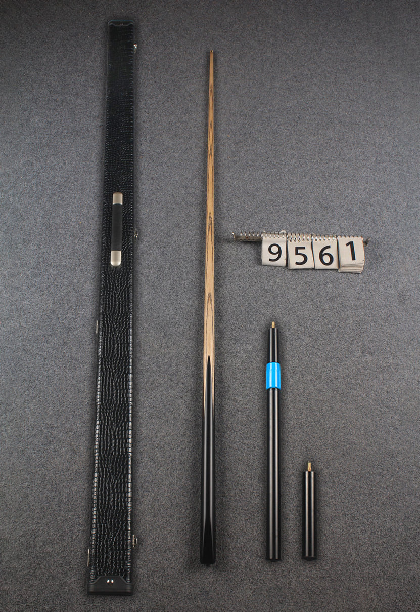 1 piece ash 53.5'' snooker cue # 9561 WOODS CUES
