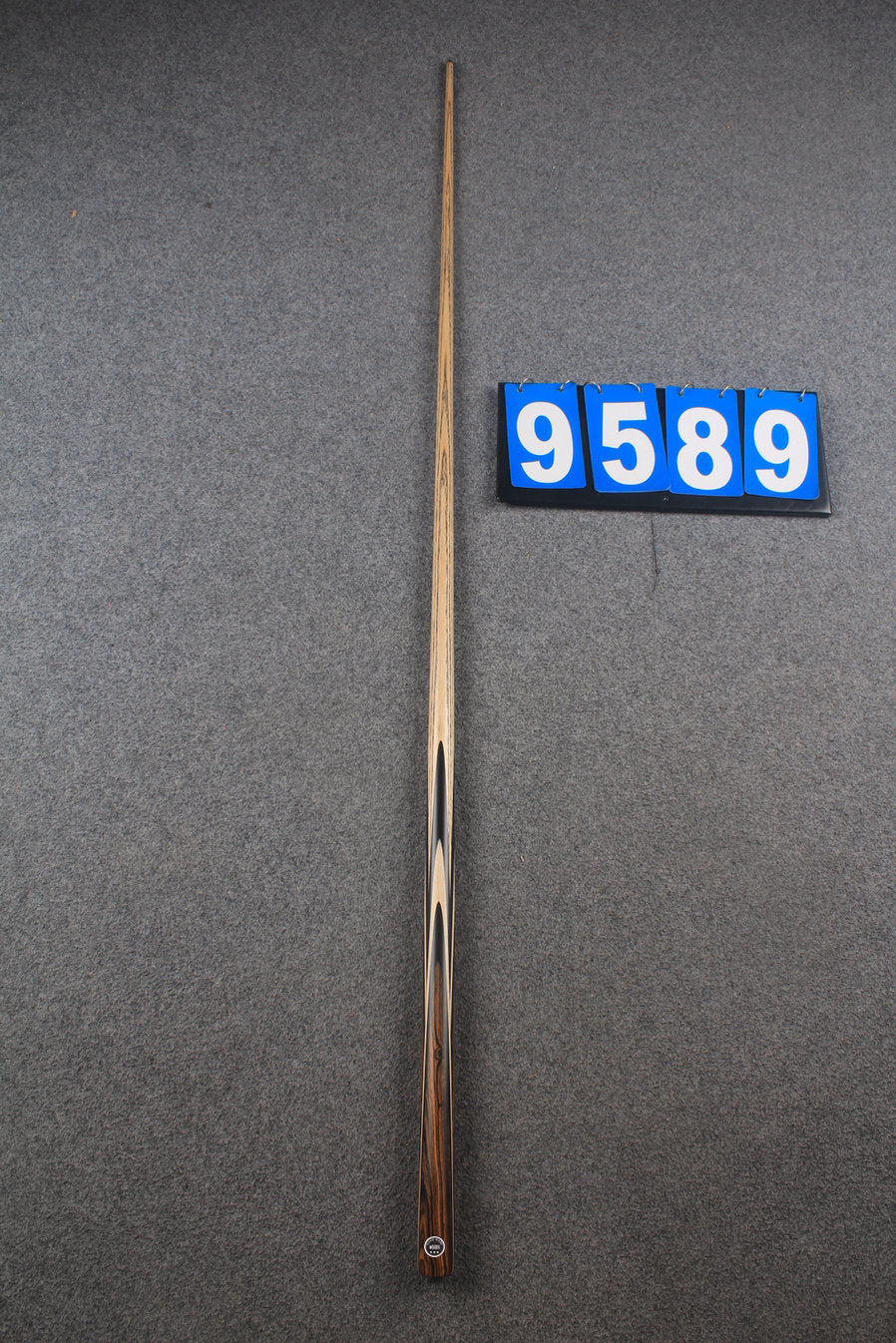 ★★★ 1 piece ash english pool cue # 9589