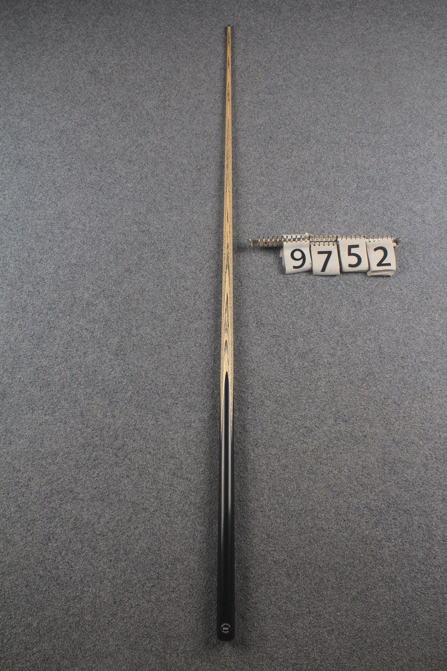 1 piece ash english pool cue # 9752