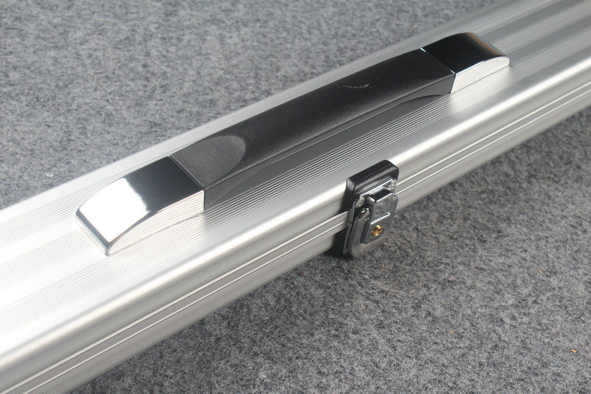 one piece professional aluminium lockable cue case WOODS CUES