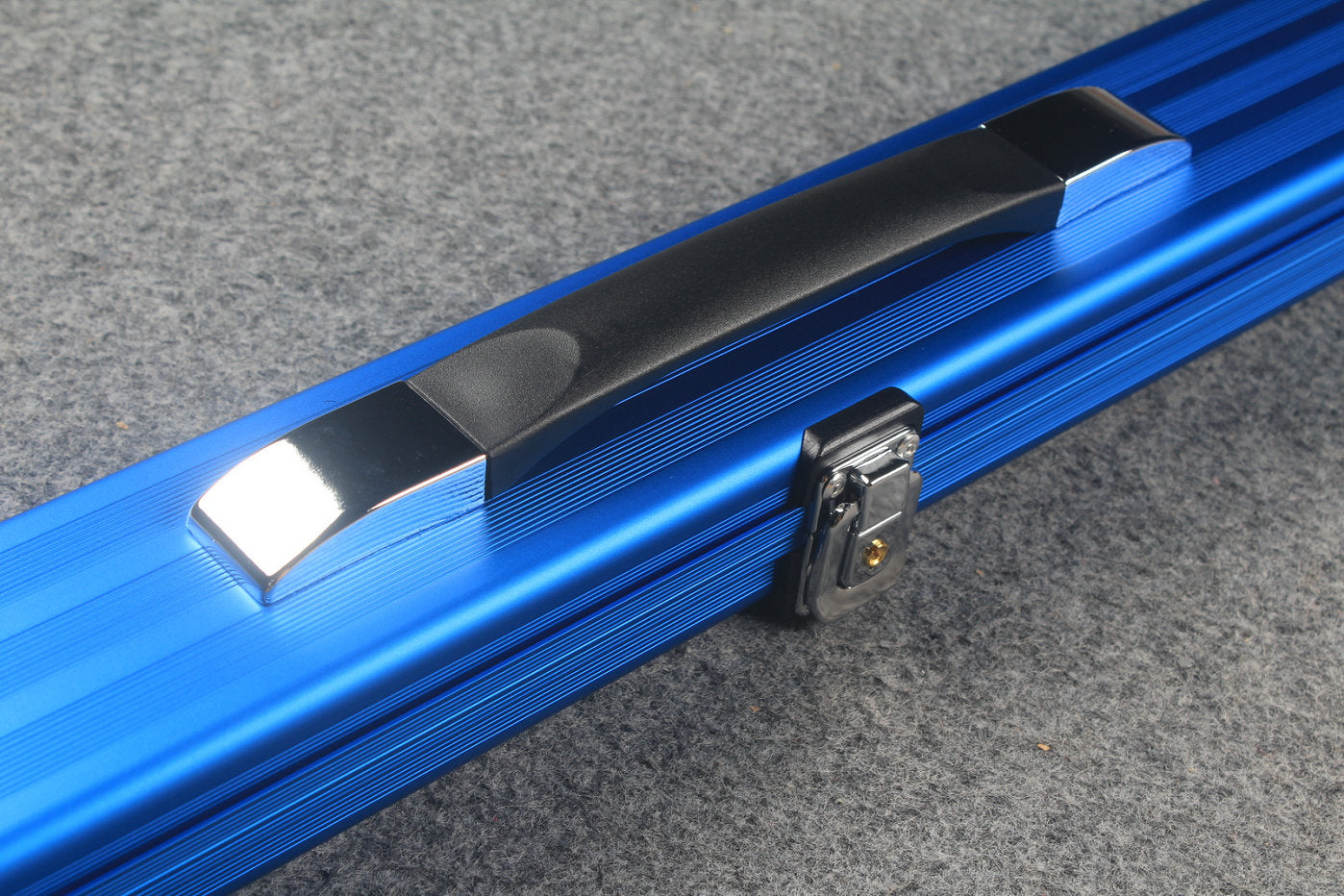 one piece professional aluminium lockable cue case