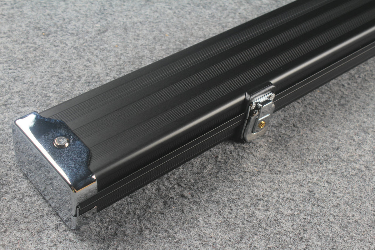 one piece professional aluminium lockable cue case WOODS CUES