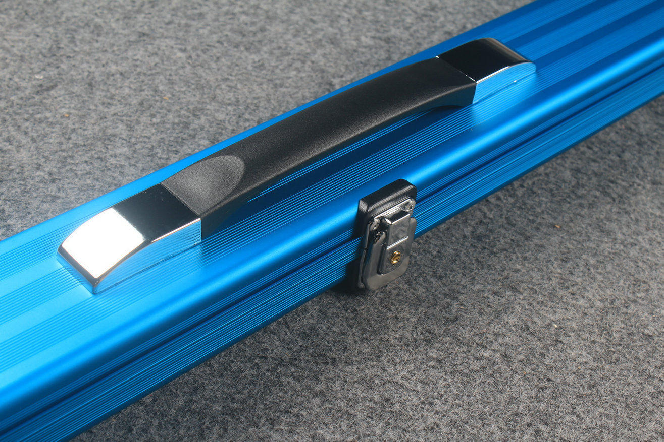 one piece professional aluminium lockable cue case WOODS CUES