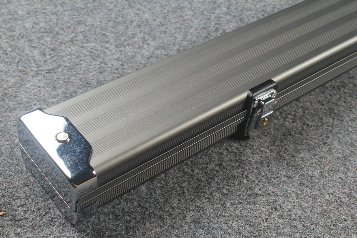 one piece professional aluminium lockable cue case WOODS CUES
