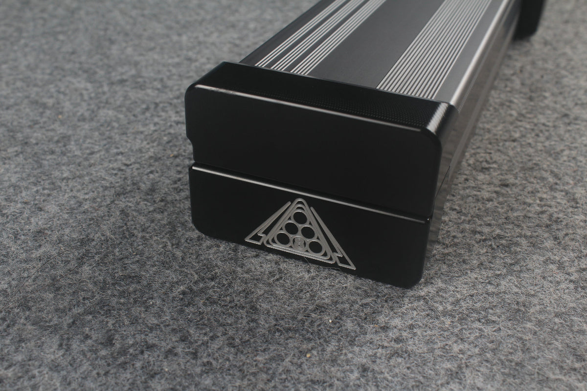 one piece strong aluminium lockable cue case – 2 Slots