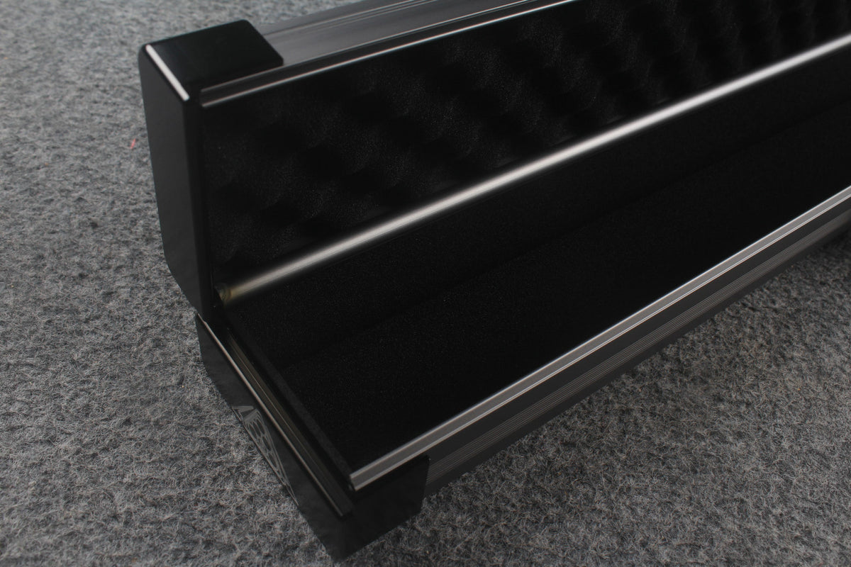 one piece strong aluminium lockable cue case – 2 Slots