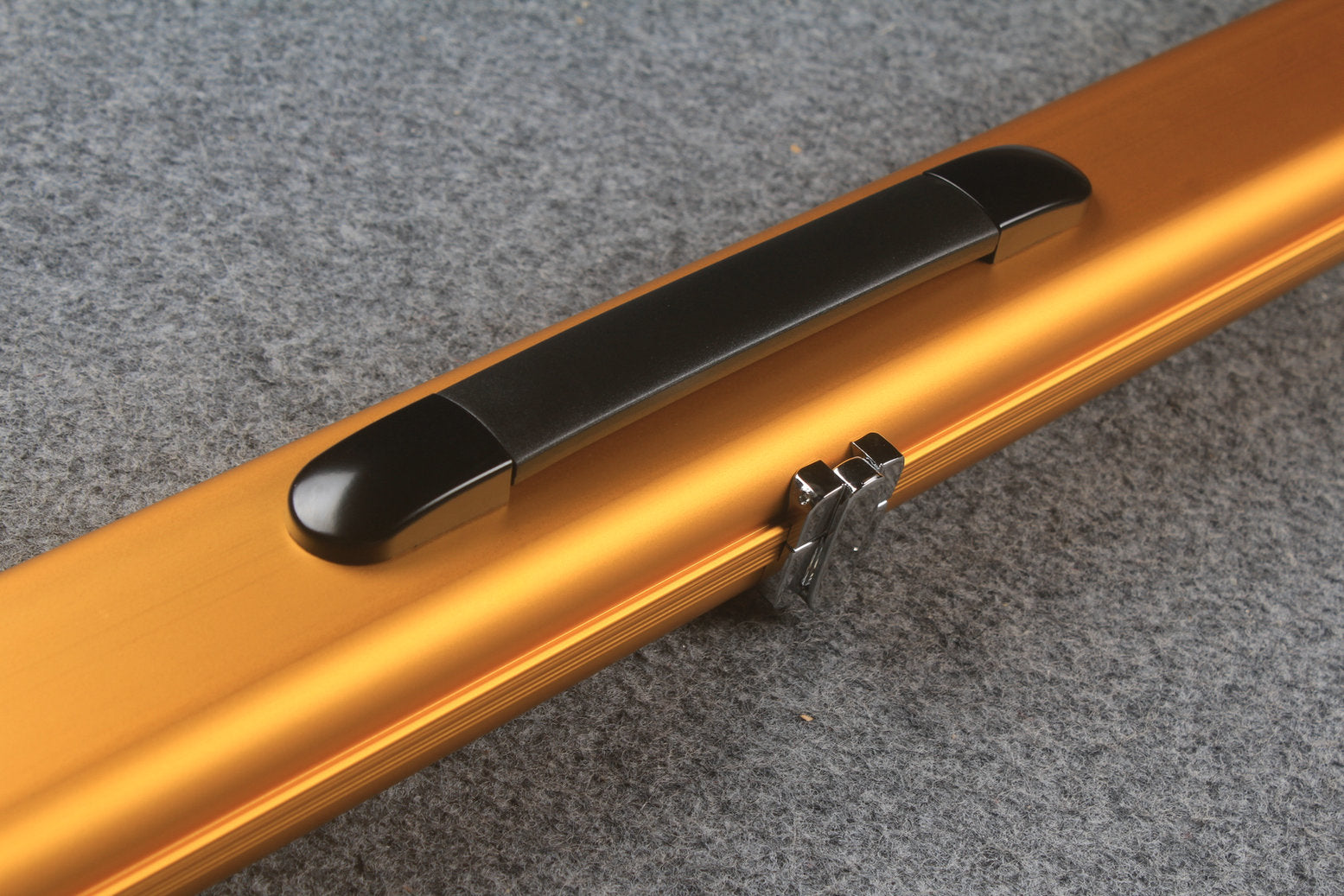 1 piece deluex slimline aluminium case with 2 slots