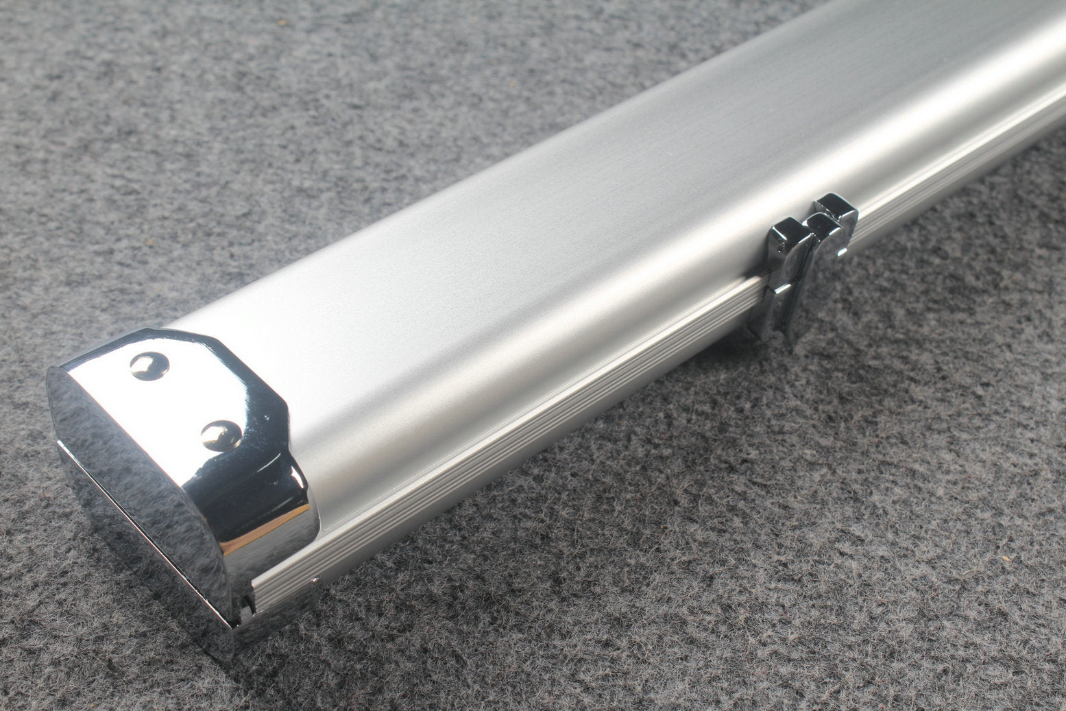 1 piece deluex slimline aluminium case with 2 slots