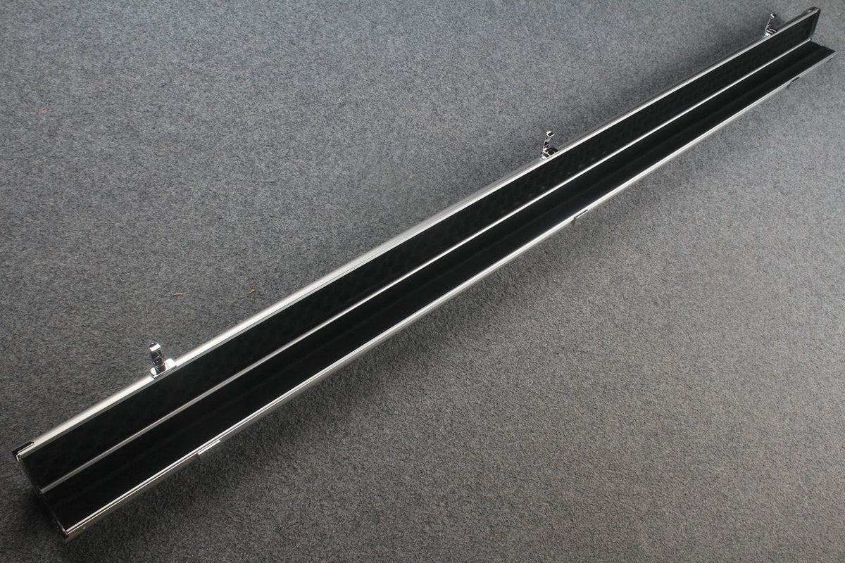 1 piece deluex slimline aluminium case with 2 slots WOODS CUES