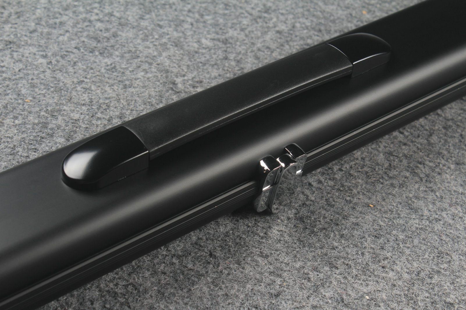 1 piece deluex slimline aluminium case with 2 slots