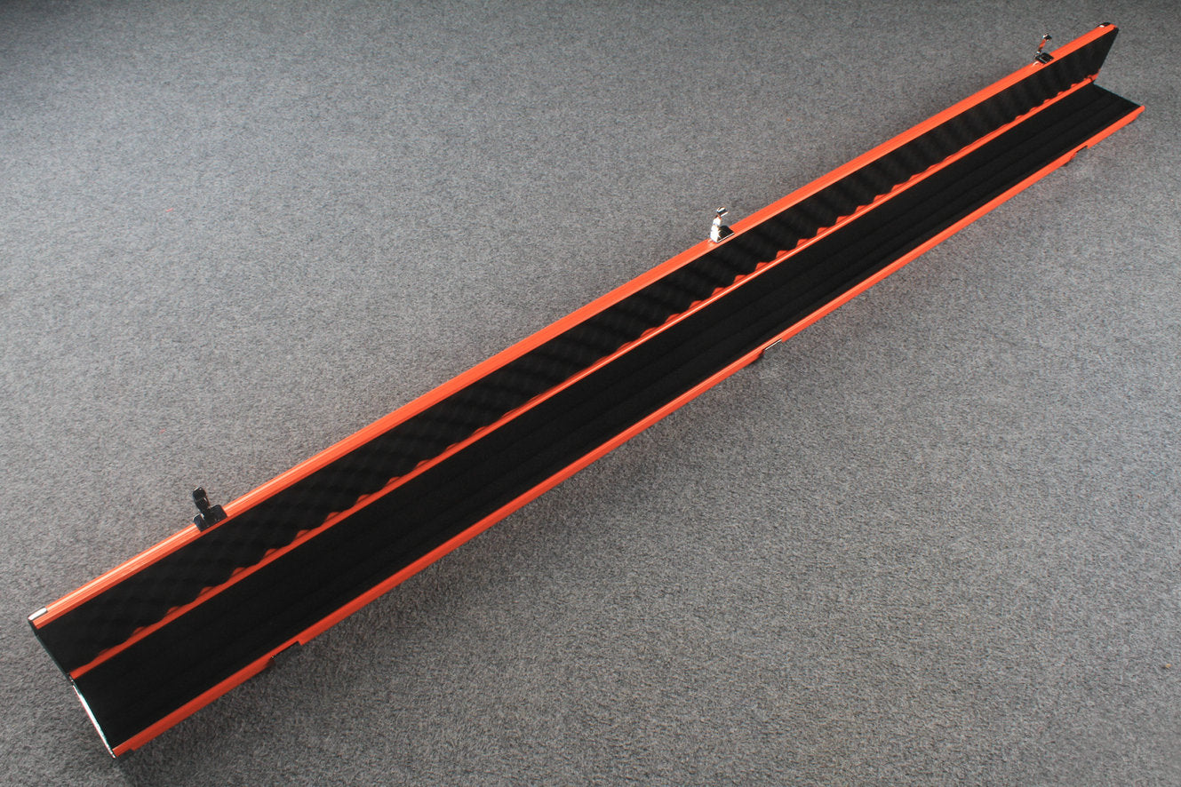 deluxe one piece aluminium cue case with 3 slots -153cm