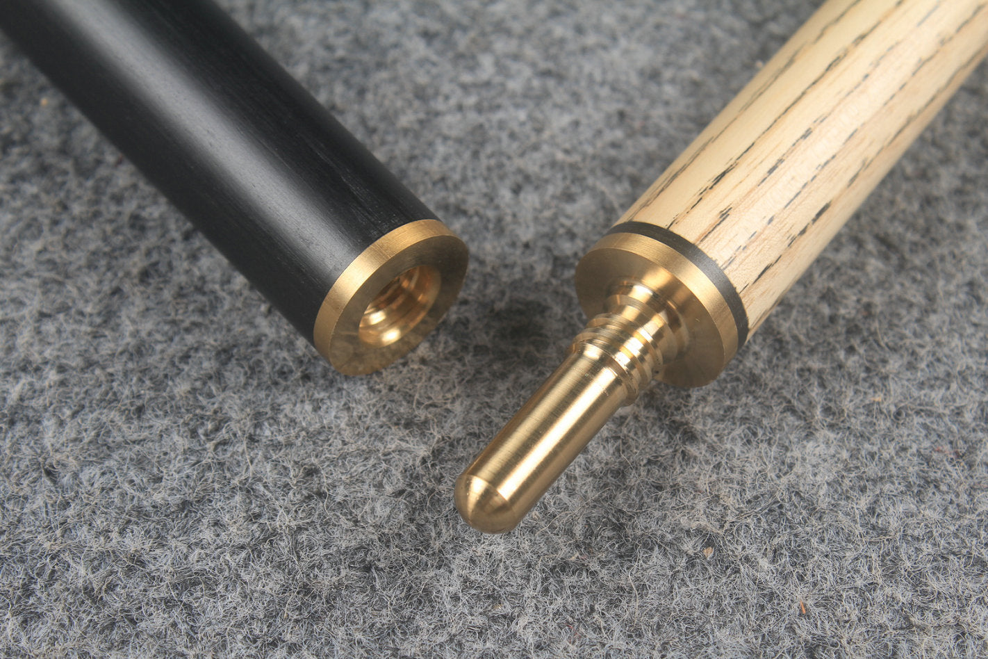 1/2 ash snooker cue # 6839 WOODS CUES