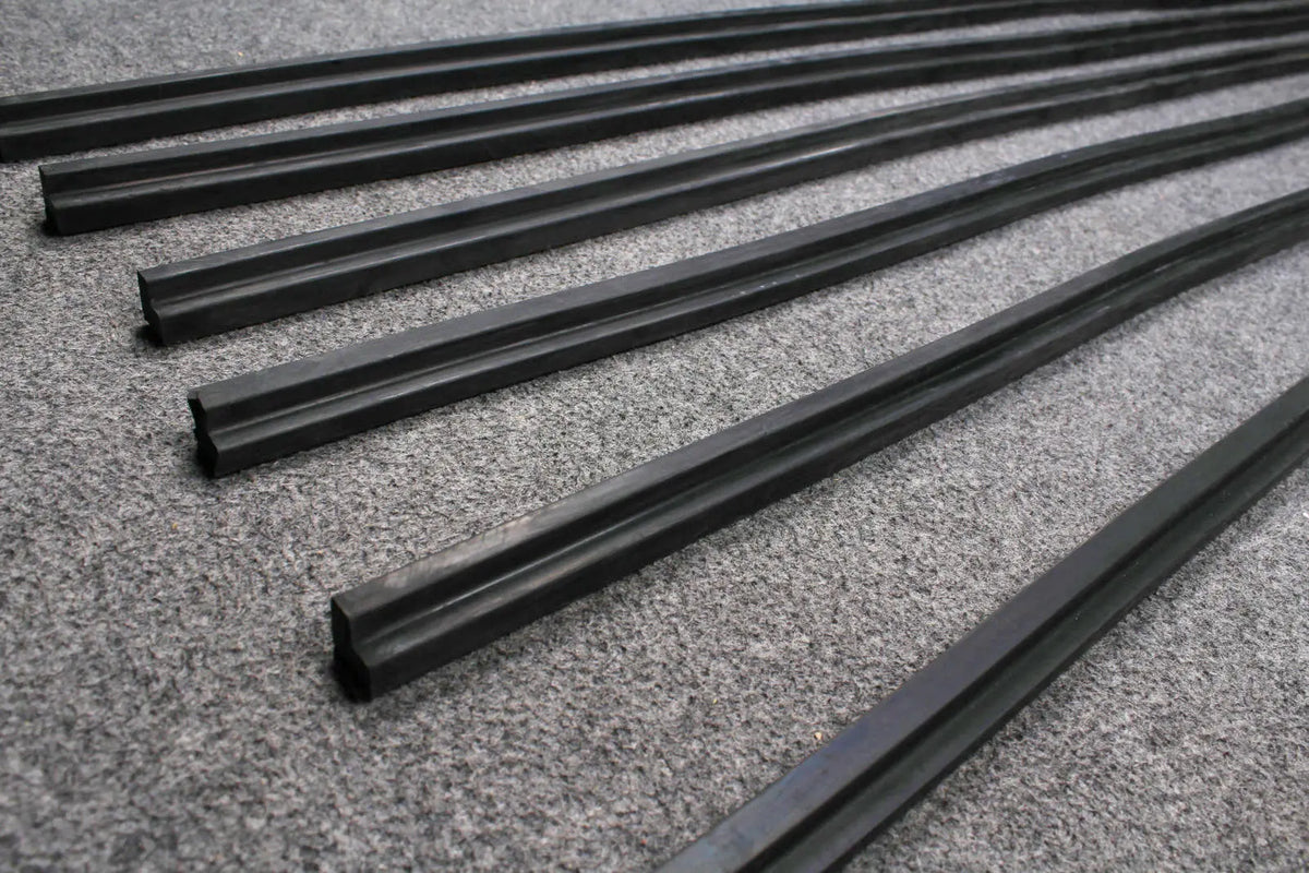 L77 Bumper Table Rubber Cushion for 12 ft. Snooker Table Rails, Black