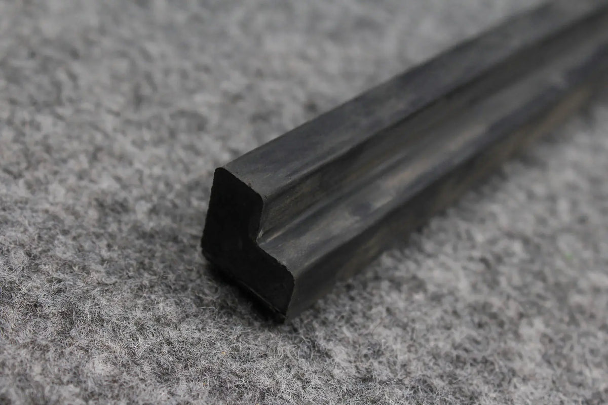 L77 Bumper Table Rubber Cushion for 12 ft. Snooker Table Rails, Black