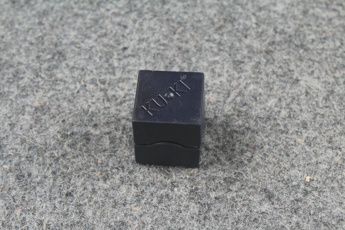 plastic chalk holder WOODS CUES