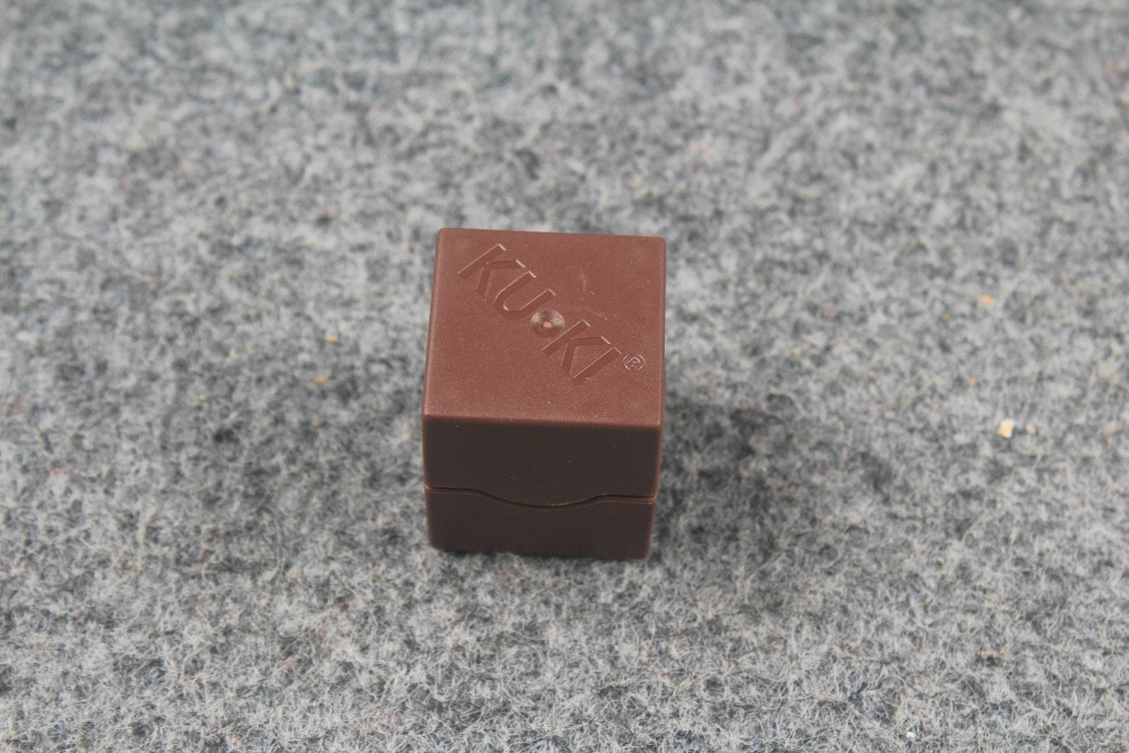 plastic chalk holder WOODS CUES