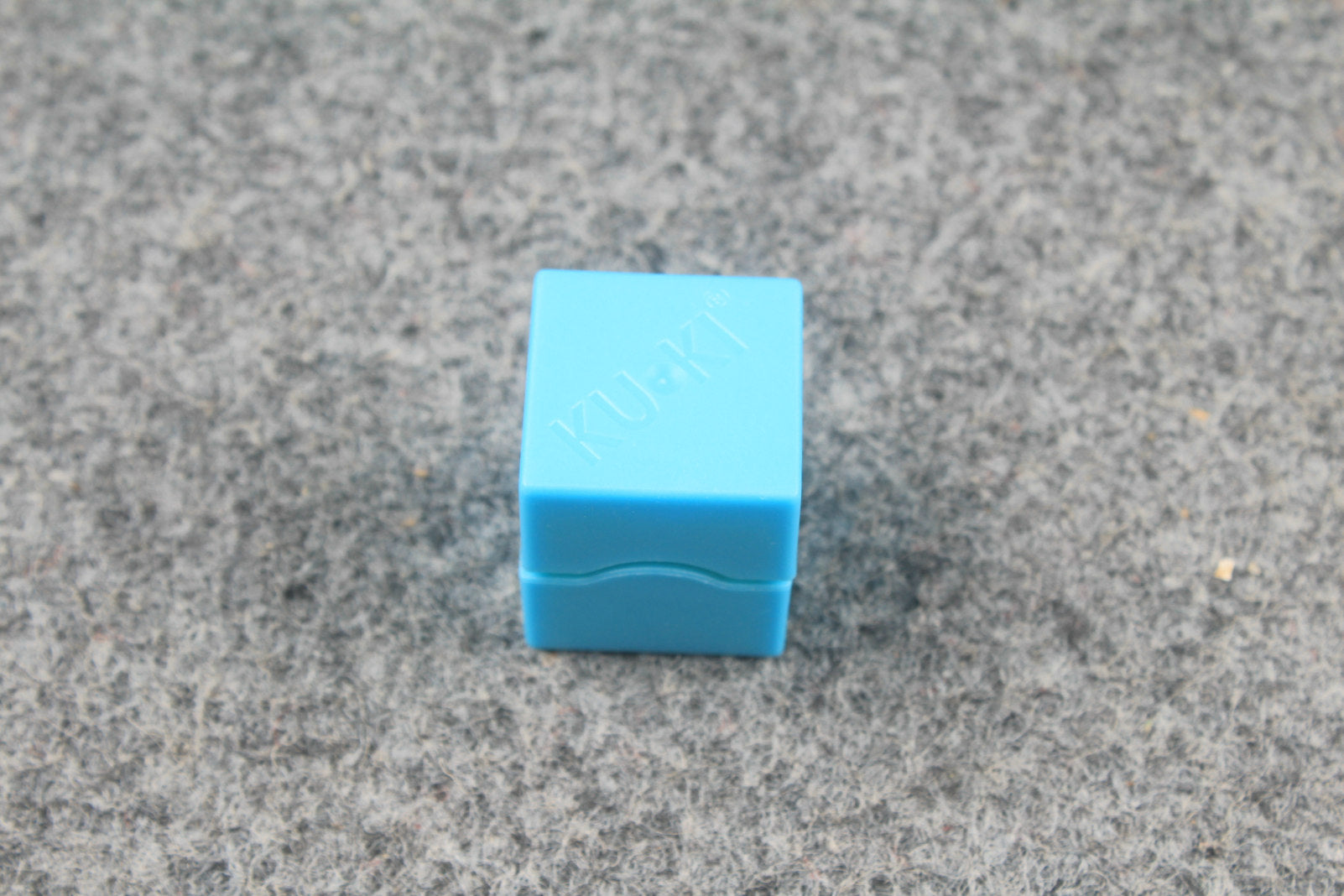 plastic chalk holder