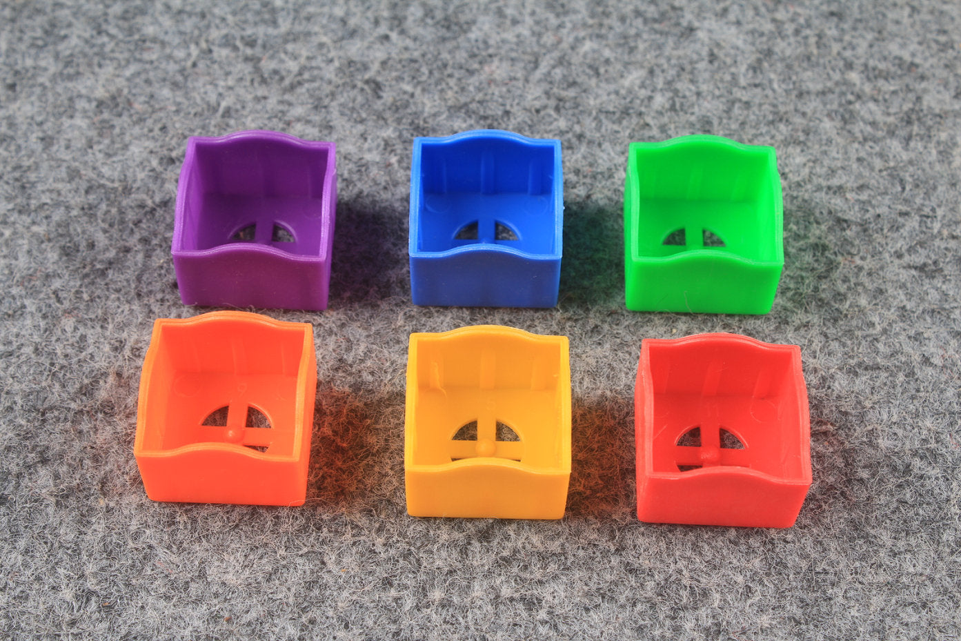 plastic chalk holder