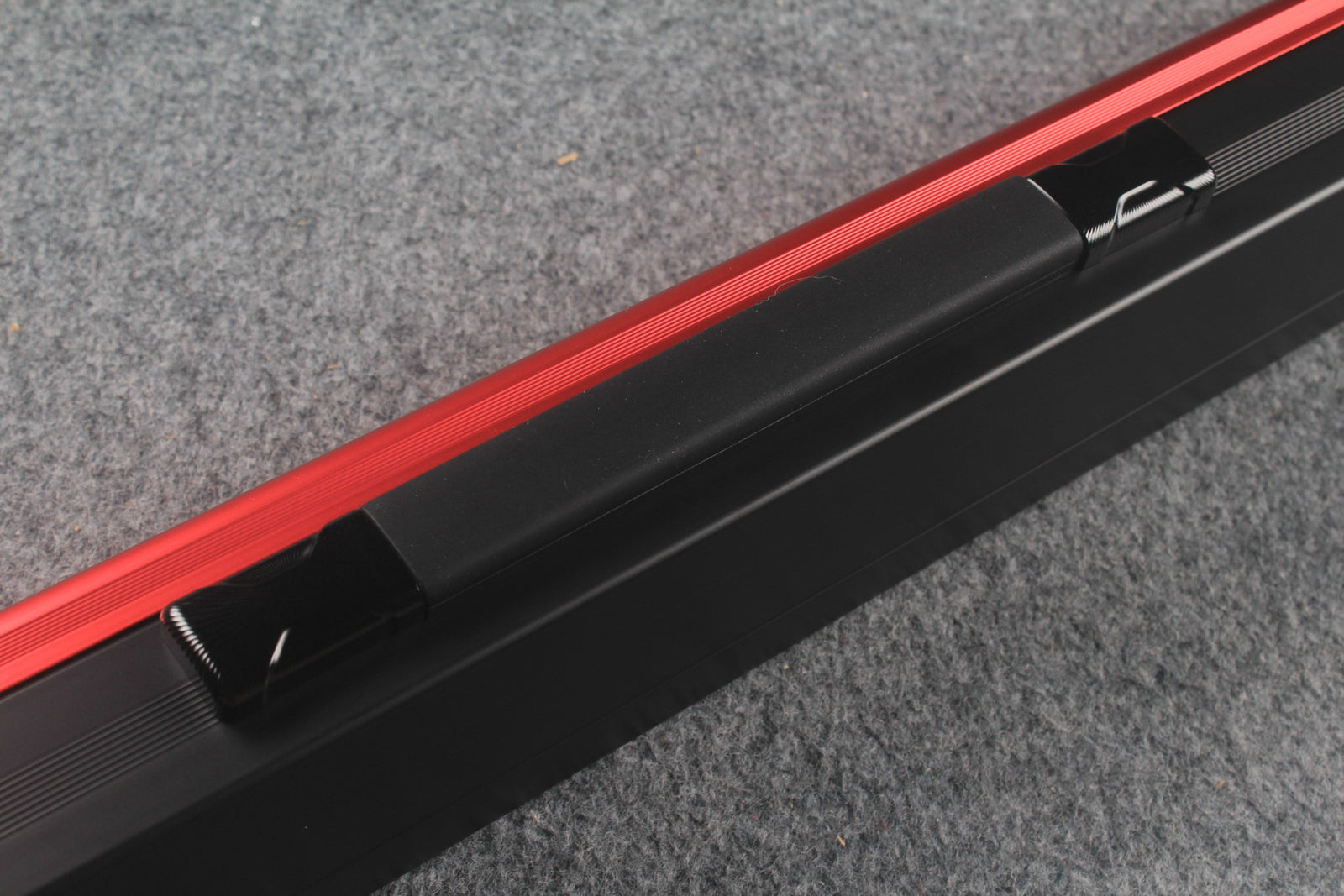 3/4 Premium Aluminium Snooker Cue Case – 2 Slots, Adjustable 120.5/124.8cm Interior