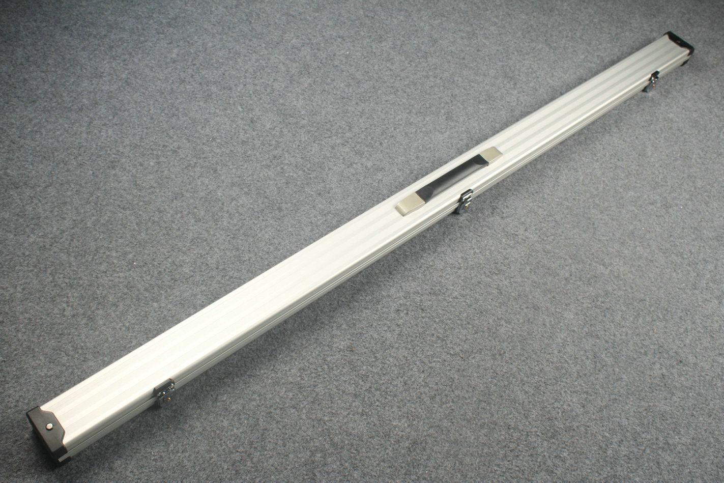 one piece professional aluminium lockable cue case