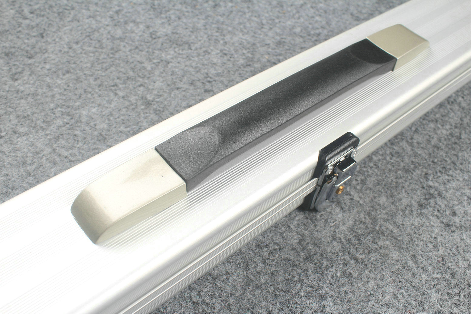 one piece professional aluminium lockable cue case