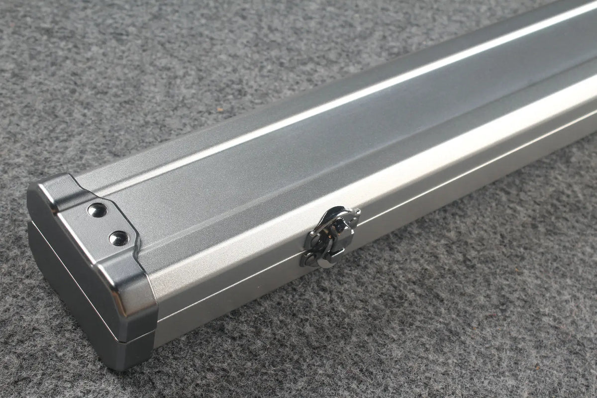 one piece professional aluminium cue case WOODS CUES