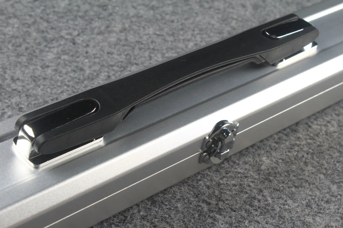 one piece professional aluminium cue case WOODS CUES