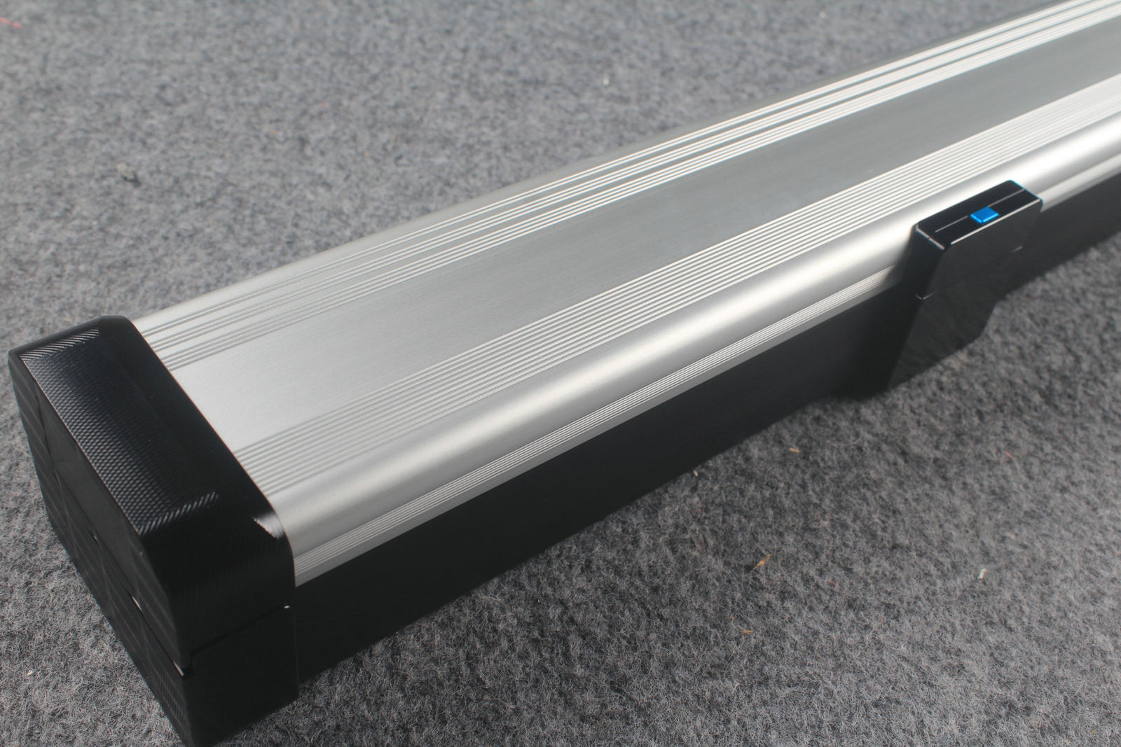 3/4 Premium Aluminium Snooker Cue Case – 2 Slots, Adjustable 120.5/124.8cm Interior