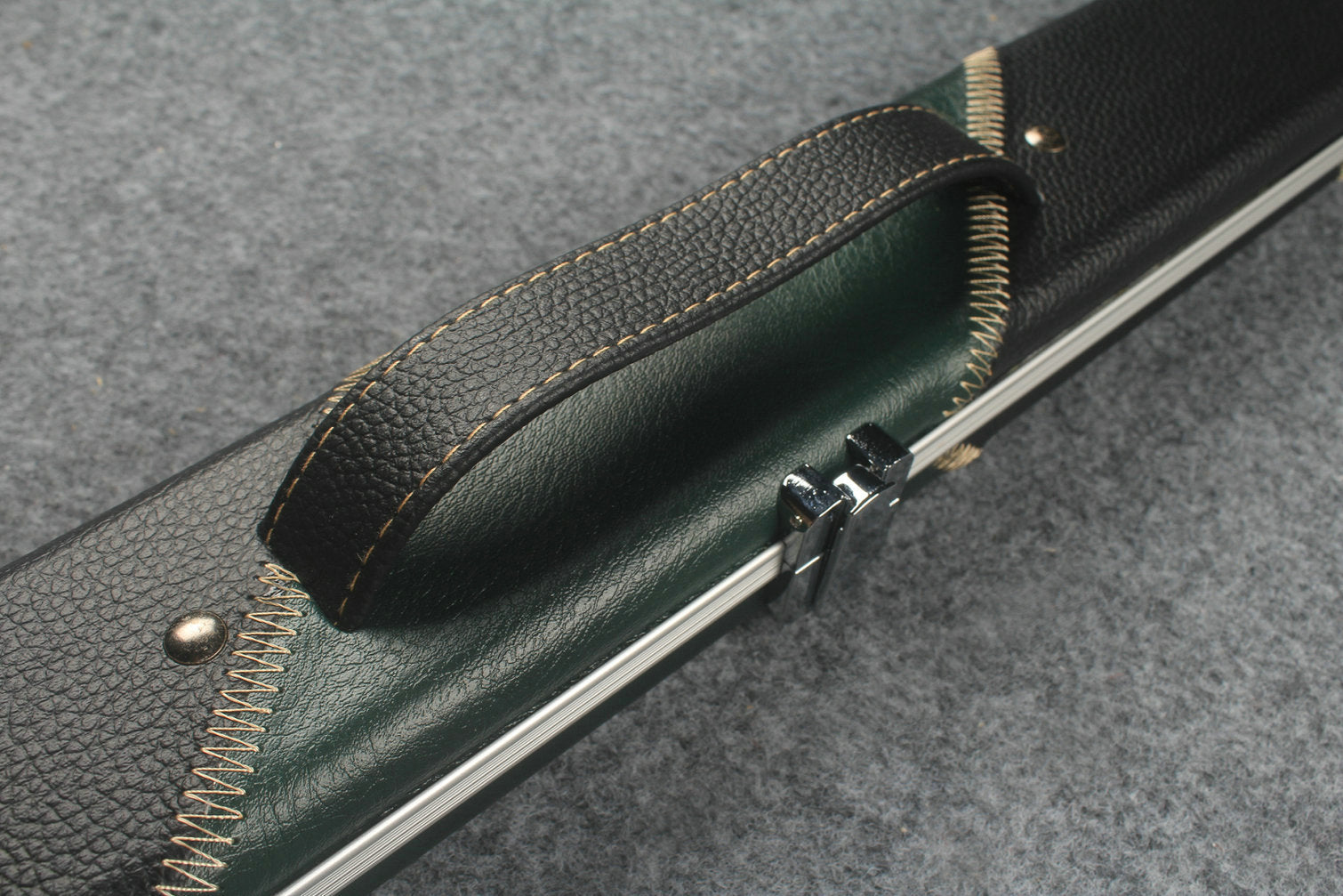 3/4 leather case aluminium construction with 2 slots ~halo style
