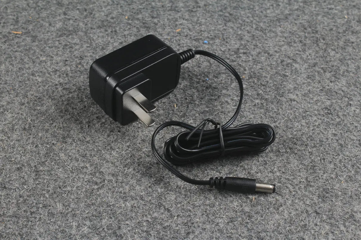 Vacuum Cleaner for Table / Cloth WOODS CUES