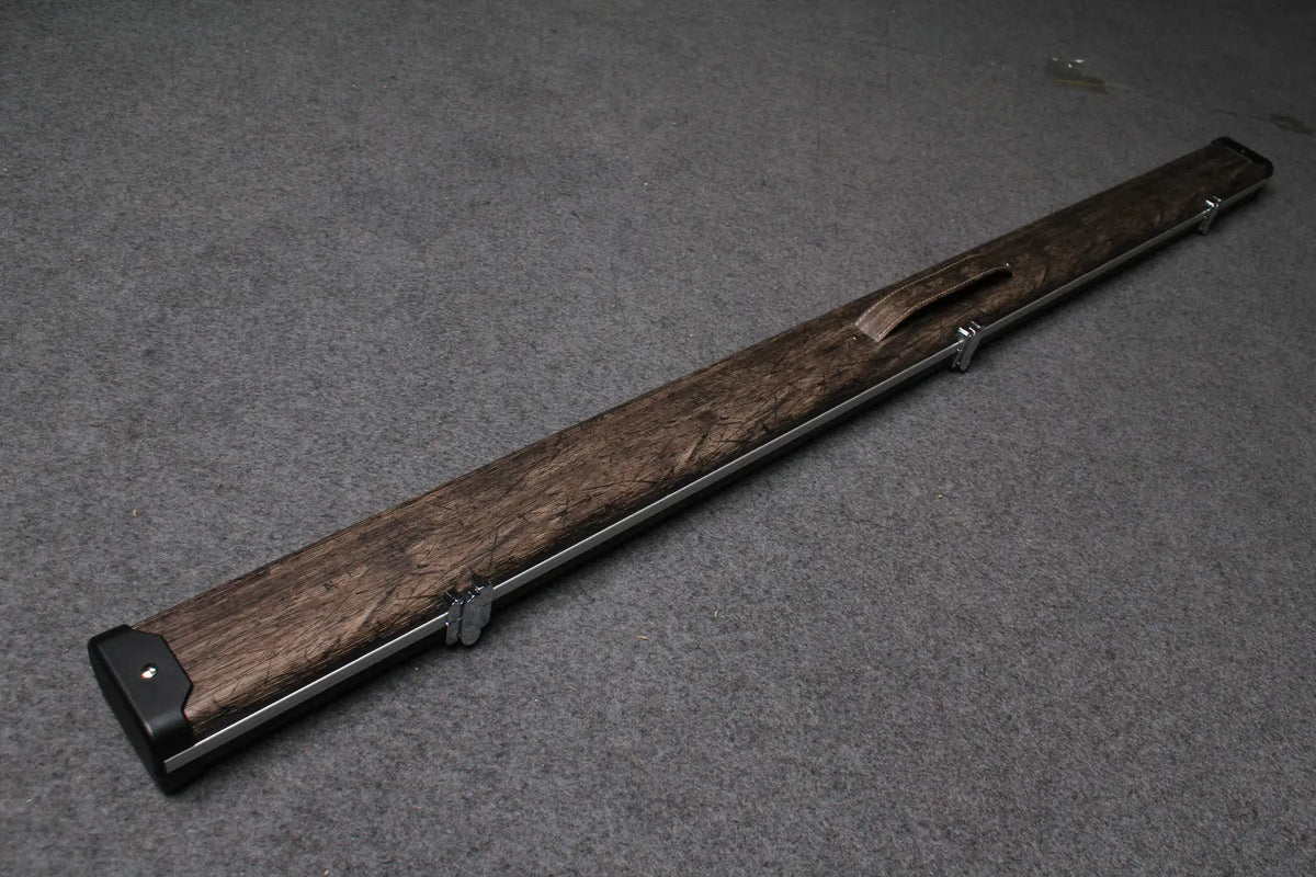 3/4 bark leather case aluminium construction with 2 slots