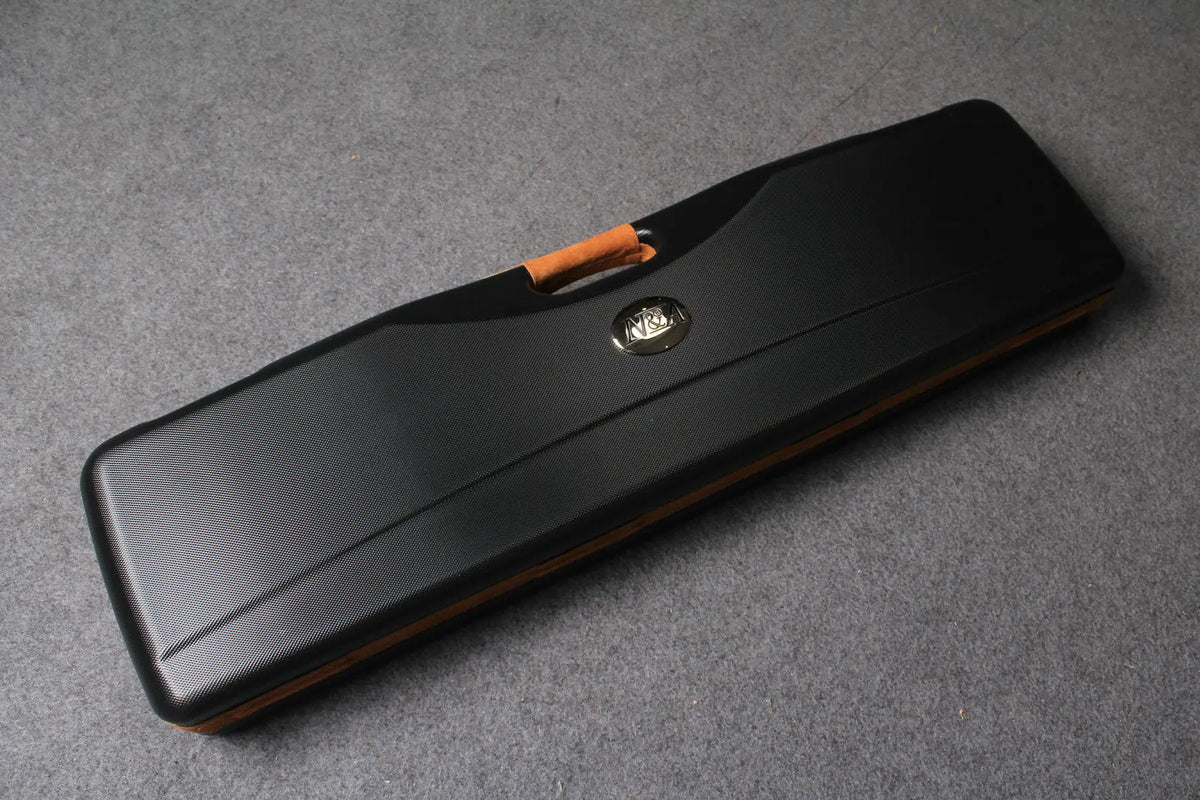 2 piece code pool cue case 3bx4s WOODS CUES