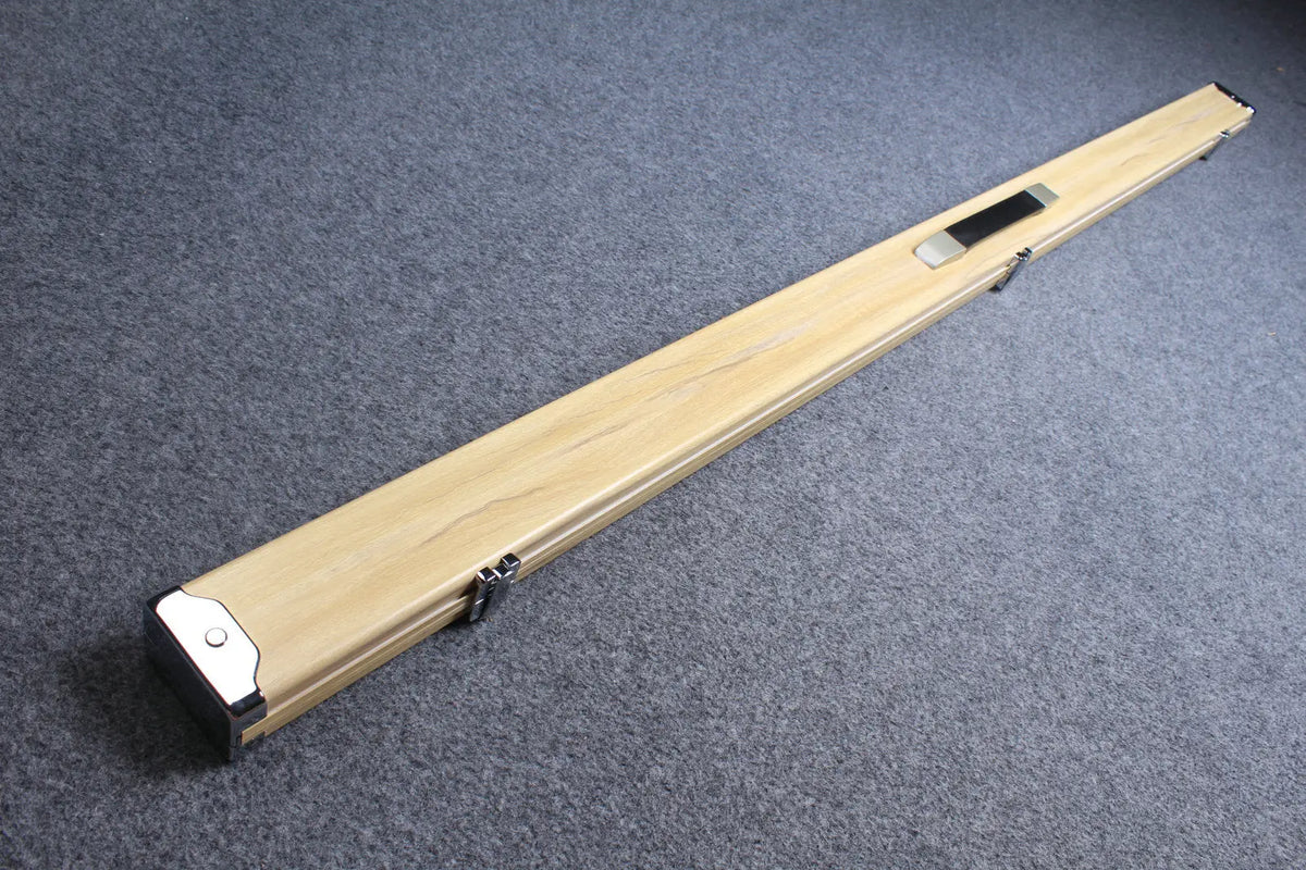 deluxe one piece aluminium cue case with 2 slots