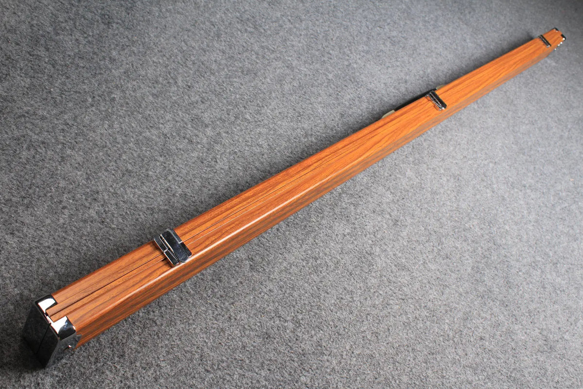 deluxe one piece aluminium cue case with 2 slots