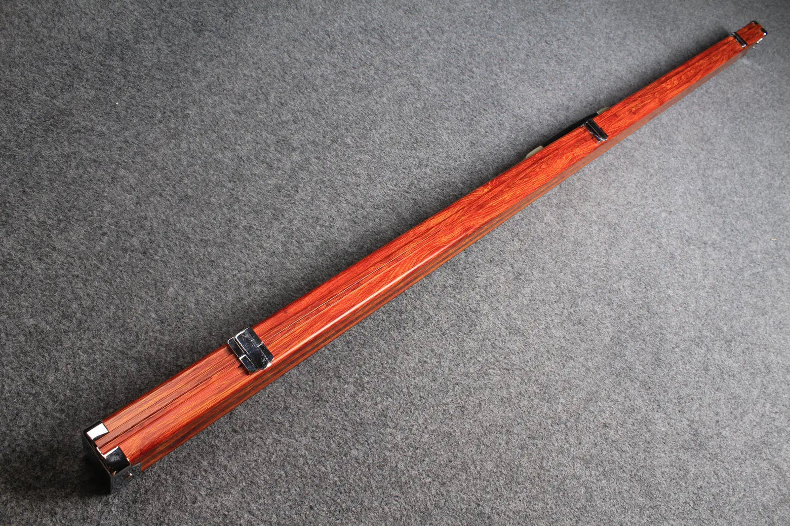 deluxe one piece aluminium cue case with 2 slots WOODS CUES