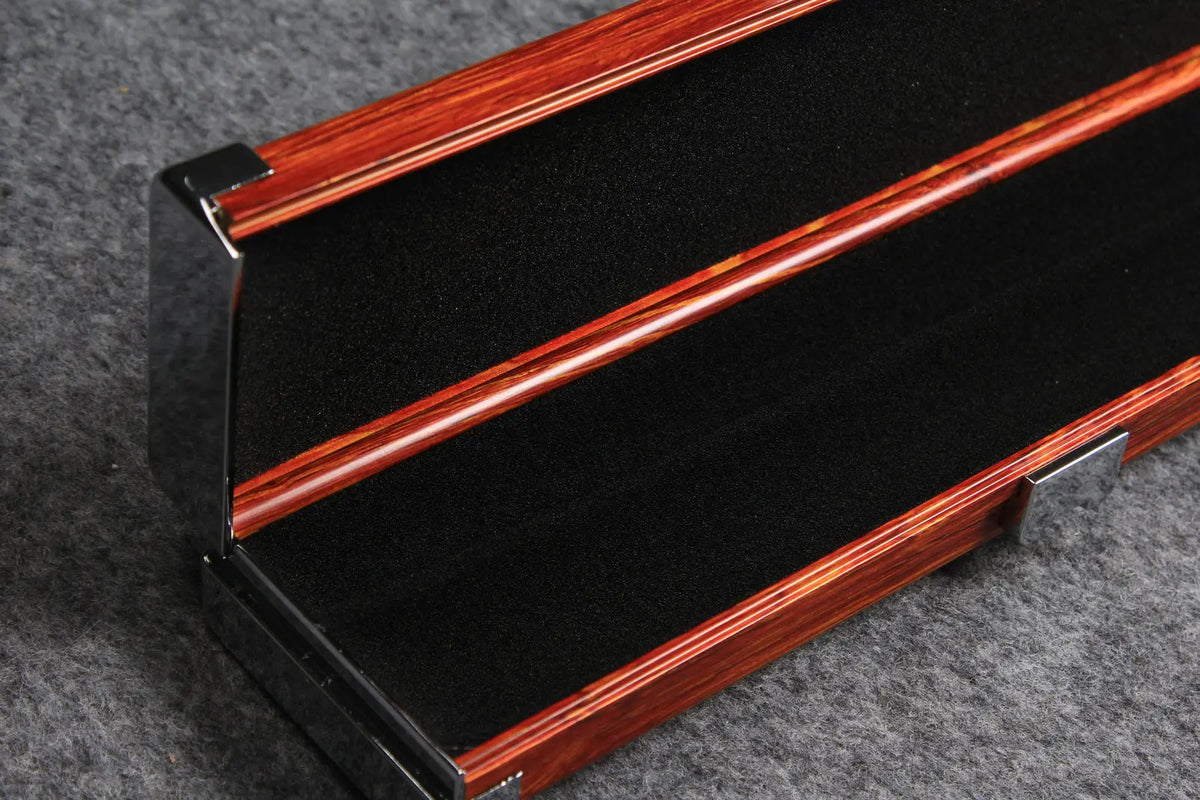 deluxe one piece aluminium cue case with 2 slots WOODS CUES
