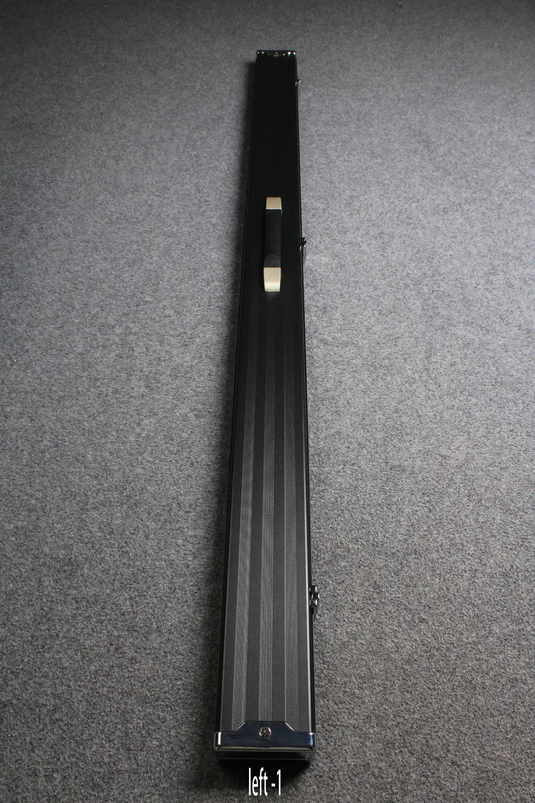 deluxe one piece aluminium cue case with 3 slots for 60" cue