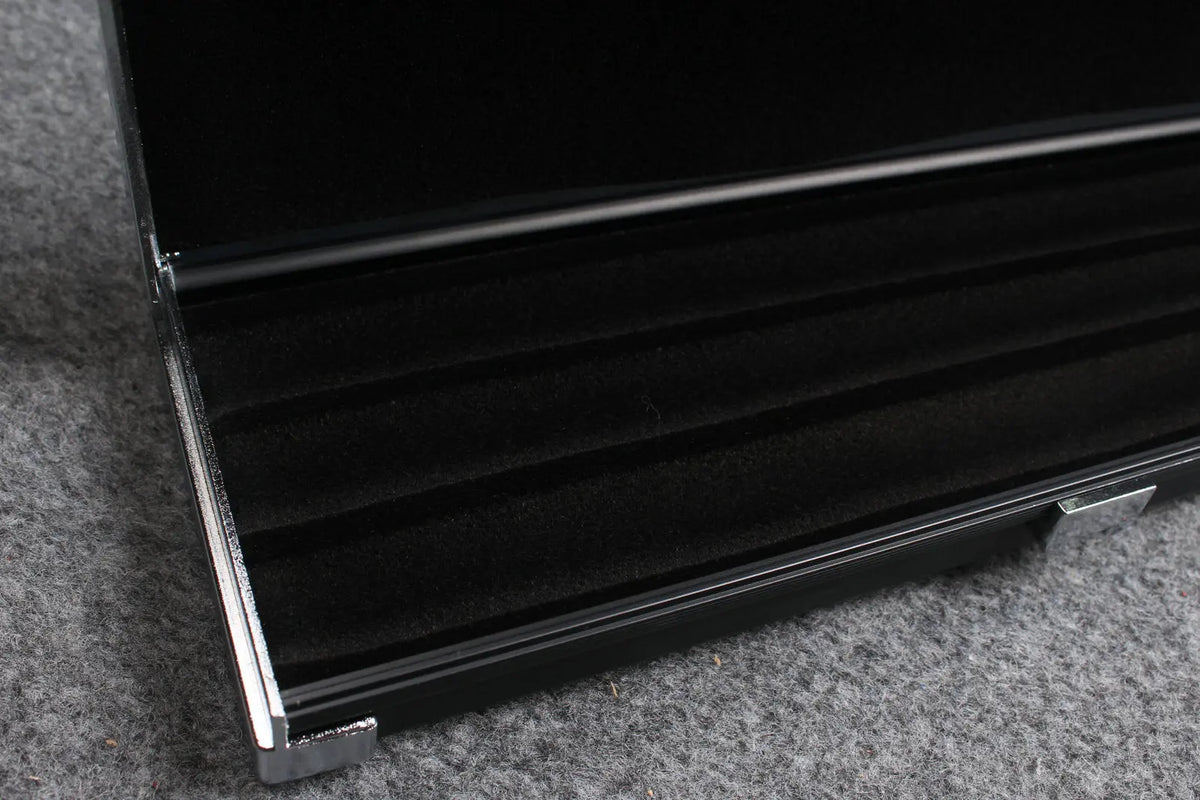 1/2 professional aluminium cue case with 3 slots
