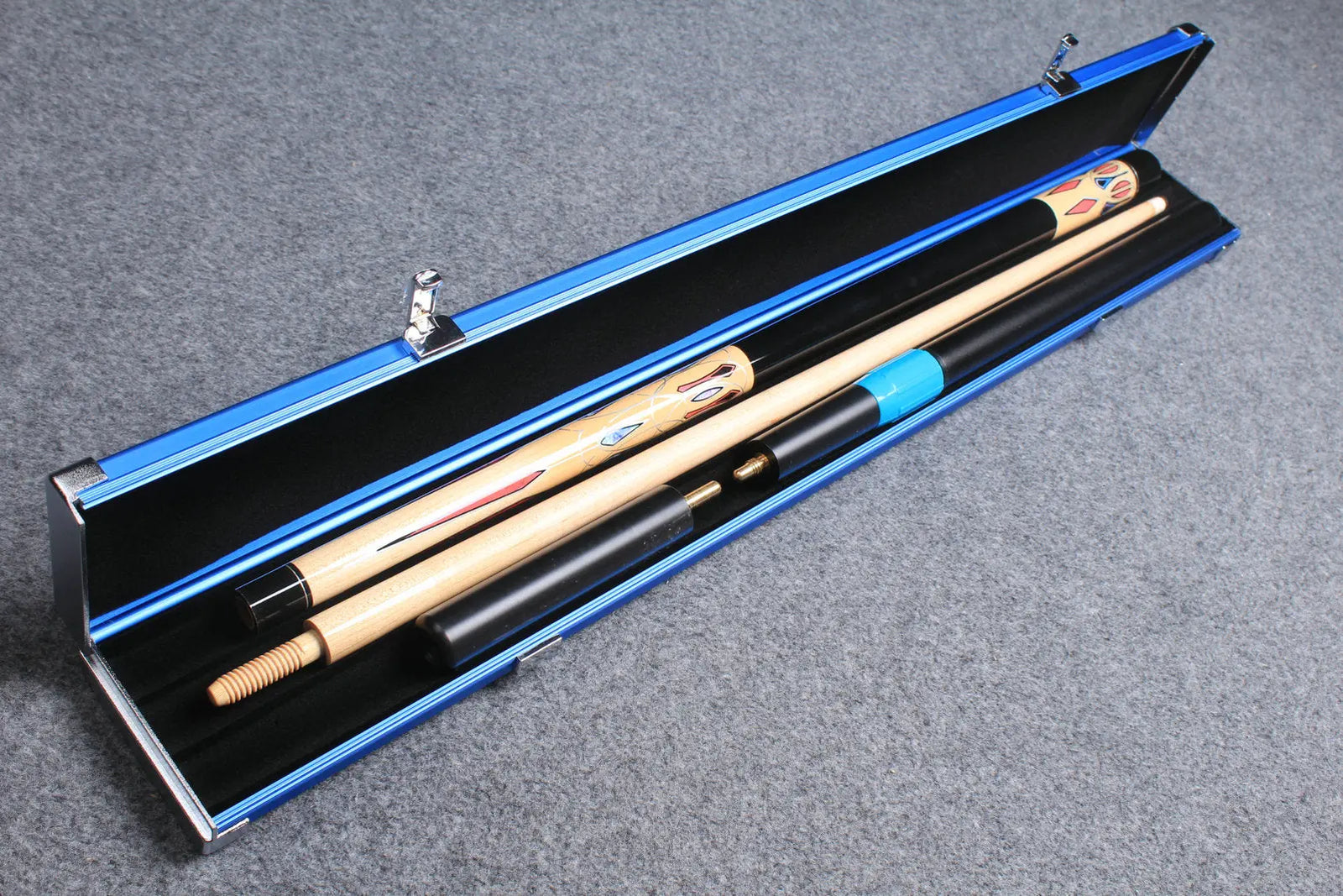 1/2 professional aluminium cue case with 3 slots